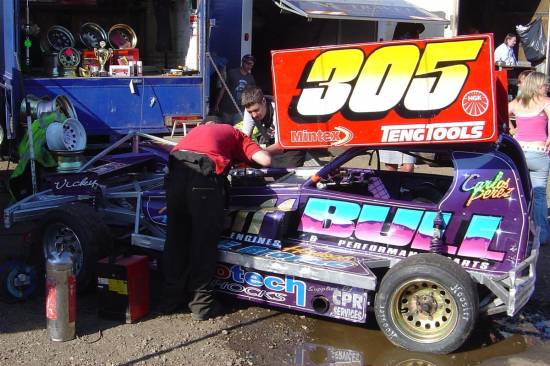 305 Carlos Perez in the pits
