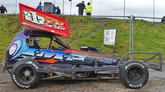Lee Fairhurst reached the chequered flag first in Heat 2 

