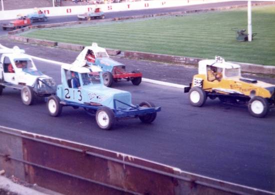213 Don Robson and 343 Bill Proudfoot

