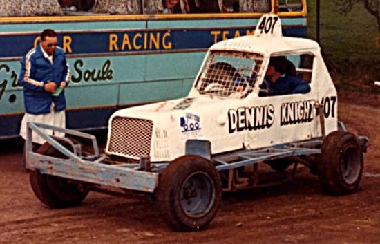 407 Dennis Knight (Geoff Fawcett)
