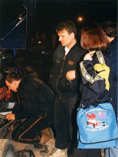 Ali chats with her hero FWJ between races in 1997.  He looks very youthful - not that he'th youthleth now in 2009!!!

