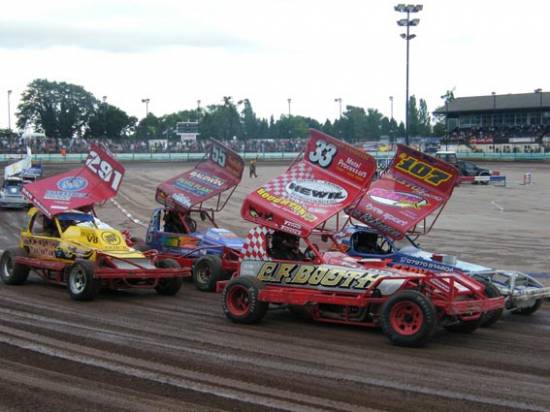 Reds waiting for heat 1
