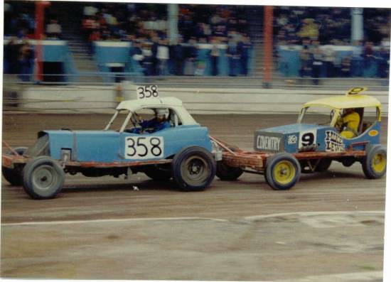Belle View 1973
Getting a helping hand from Mike Lewis (who lived a few houses along from Coventry Stadium). Slight difference in engine power - think I still had a 2.4 Jag in whilst Mike had a couple more cylinders and a tad more power!
