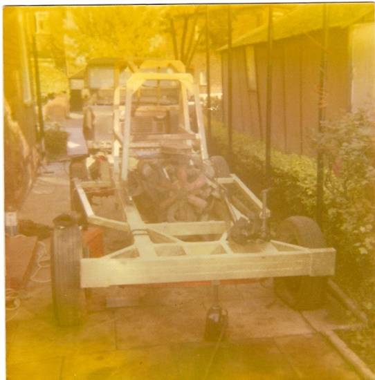 New Car 1974
Ford 383 Cu" being installed - at this stage, this was the engine aquired from George Stringer (probably a trade). I later purchased the Ford 383 cu" race engine and spares from Kevin Bollins (x124) which I fitted for it's practice outing (at Olten Park!) and first (and my only race with it!) race at Belle Vue on Boxing Day 1974
