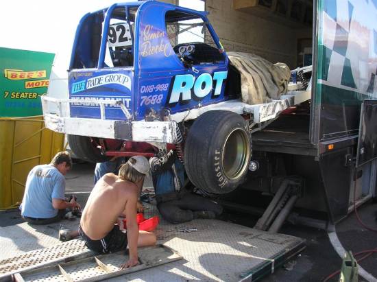 Changing Gears Rockingham Pits
Using RAM's tail lift to make things easy

