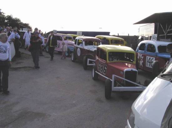 Heritage Cars lineup at Belle Vue pits 30AUG04
