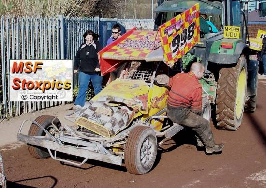 998 Graham Fegan went in the fence in the final and through the wires
