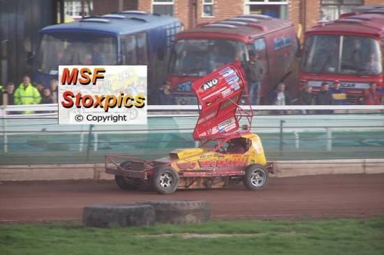 391 Andy Smith at speed back straight
