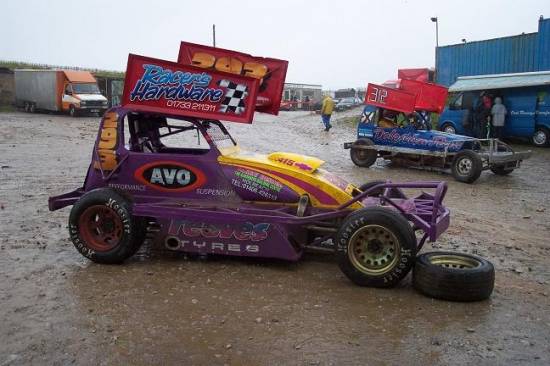 293 Nick Houghton in the pits
