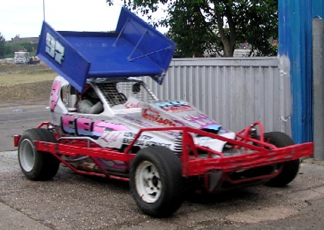 97 Murray Harrison
before his trip up the banking
