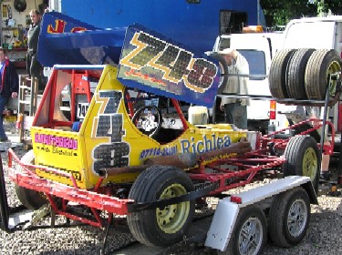 748 Jason Irving
regraded to blue following his Sheffield final win
