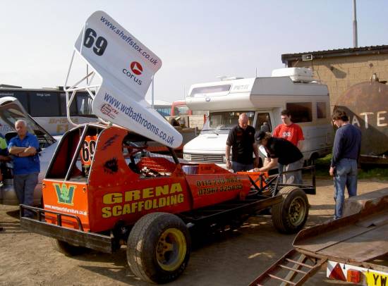 Steve Hattersley
Sponsorship from SheffStox, the Fans' Tyre Fund - and Corus (British Steel for the oldies!)
