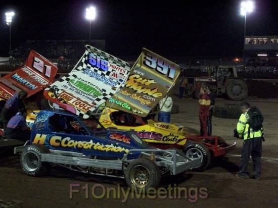 515 Frankie Wainman Jnr lines up with arch rival
