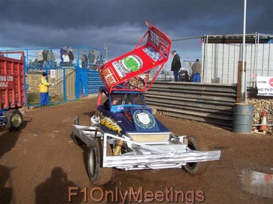 515 Frankie Wainman Jnr comes back to the pits
