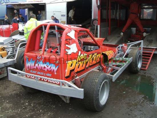 54 Hayley Parkinson's New Ray Witts Built Car
