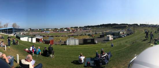 Hednesford for some sunny Sunday racing
