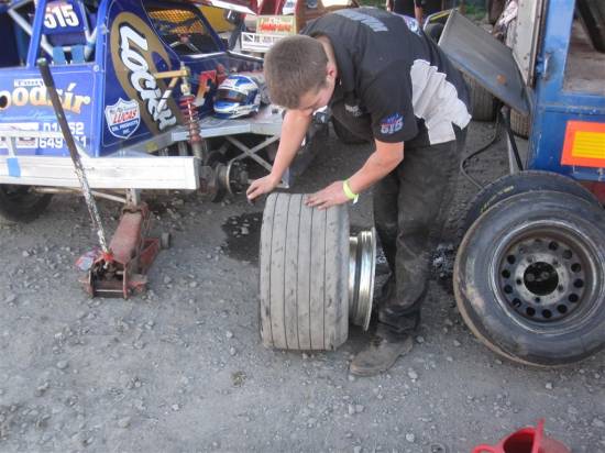 515, flat tyre in one of the heats
