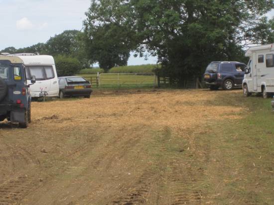 Aaaah, common sense prevails and plenty of straw has at last gone down - much better car parks than yesterday.
