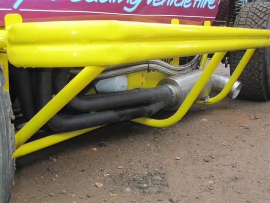 Exhaust on the 16 car
