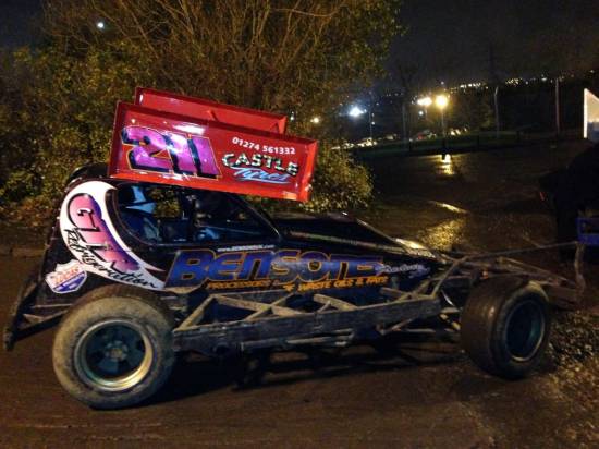 211, looked comfortable at red in her first F1 meeting, used the FWJ shale car
