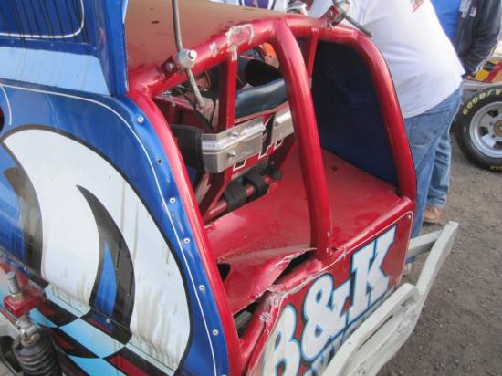 141, roll cage damage from the Semi
