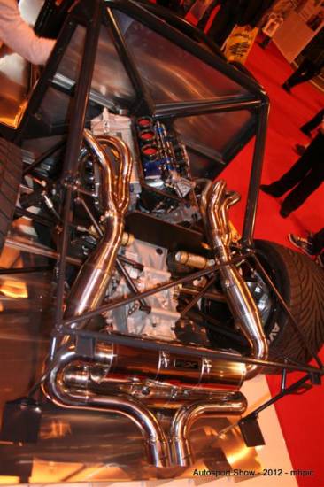 Chassis of GR8GT3 with 3.7V6.

