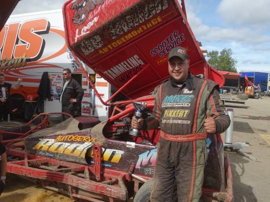 Ht.1 winner H61 - Koen Maris, the Bull of Dirt, the most spectacular and hard hitting driver all weekend.
