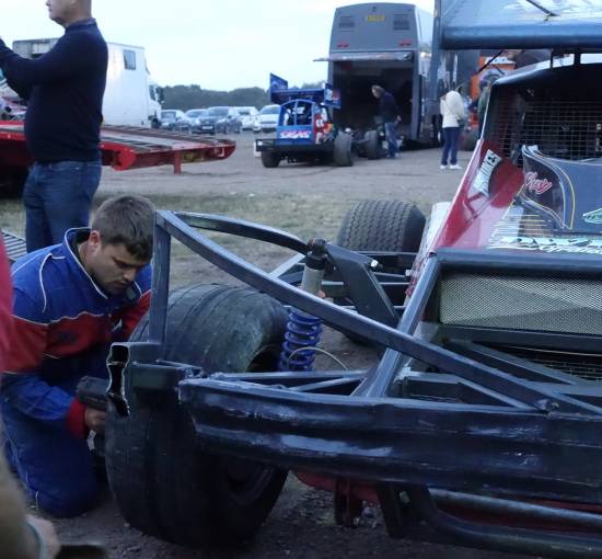 175 got walloped in by 197 in the Final dislodging some armco from the fence, which he dragged down the back straight 
