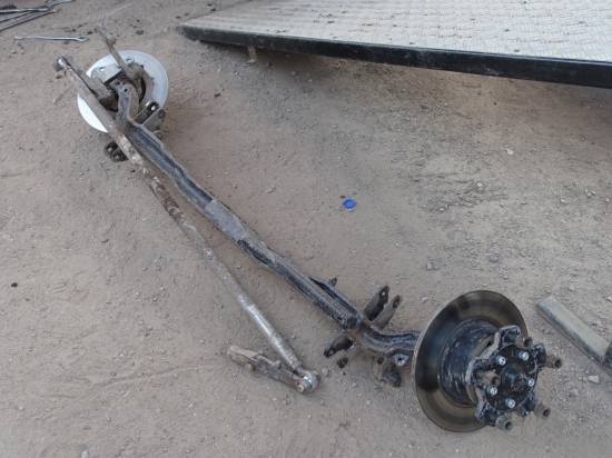 The damaged front axle
