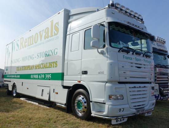 Removals in style
