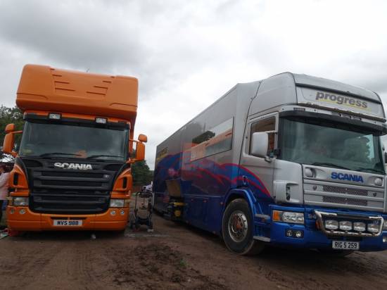 The 4 & 259 Scania's
