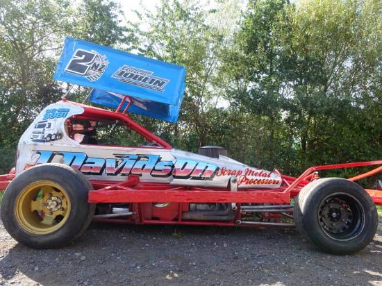 It's that time of year again. The NZ lads have a try out ahead of the WF. Adam Joblin using "Old Faithful". He is the 3rd racing son of Russell who raced in the 1986 Cov WF.
