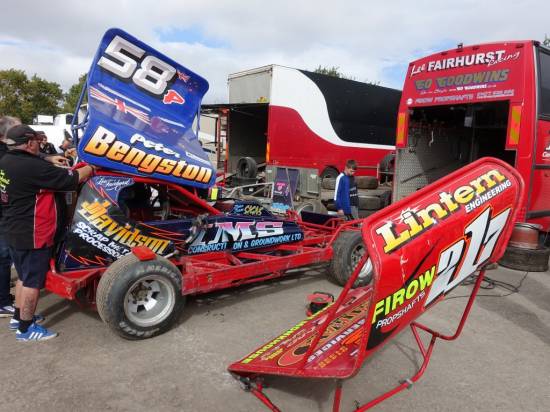 Peter Bengston used Lee's car in the meeting proper
