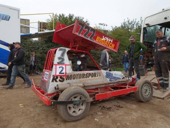 F2's John Broatch was using Paul's ex Outlaws hire car
