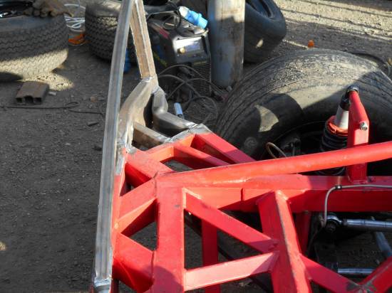 On 422 - Steelwork, axle and more serious a bent chassis leg. 
