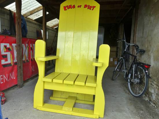 Welcome to Blauwhuis - The King's chair awaits
