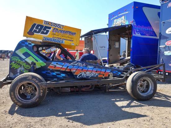Welcome to the Skegness pit scene - We start with Dean Whitwell
