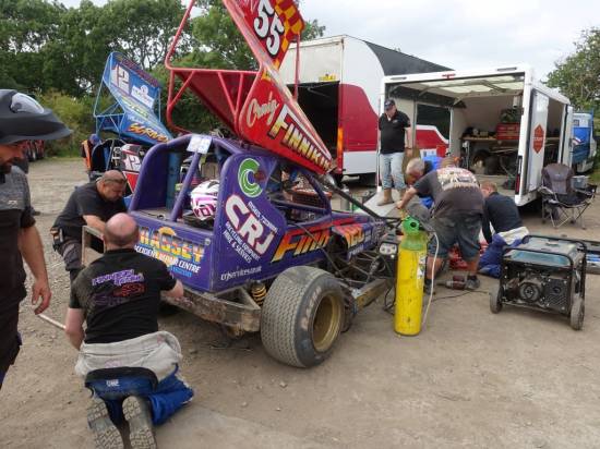 55 - Whilst the rest of the lads worked on the back end
