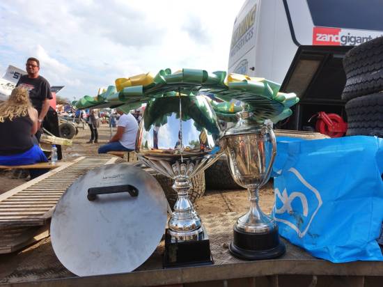 The World Masters trophy and garland in the victorious 16 pit
