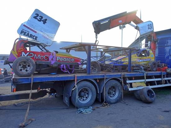 Meanwhile Robin has got the 23 & 234 cars loaded

