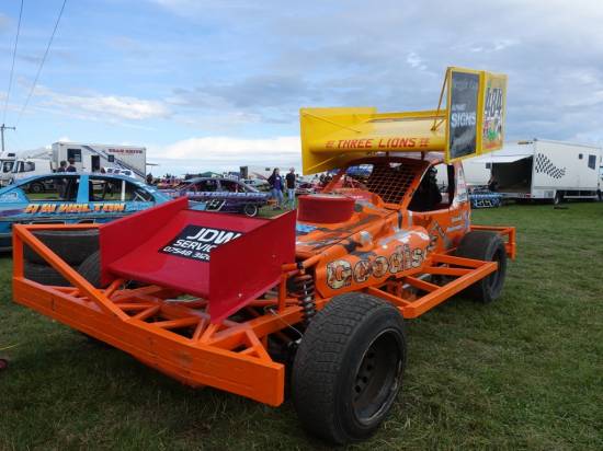 The 484 team have bought the Dan Johnson cars

