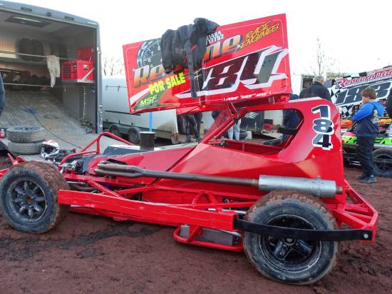 Aaron Vaight on the shale in the Jon Palmer (24) car

