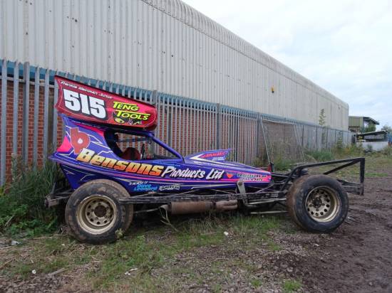 Welcome to the King's Lynn pit scene - Starting off with the 515 tar car ready for Hednesford the next day
