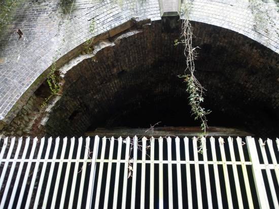 The deterioration of the tunnel portal
