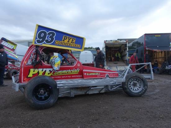Sam Makim had fitted his tar wing as he had run out of shale ones after his recent rollovers
