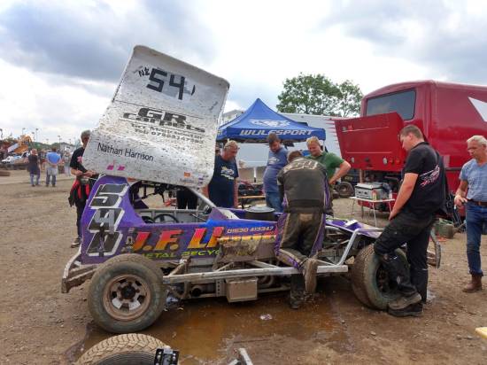 Sierd de Vries had to use the Nathan Harrison wing after he rolled it at Mildenhall
