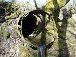 87_The_remains_of_a_pipe_that_fed_water_from_the_reservoir_to_a_Lancashire_boiler.JPG