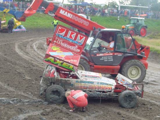 H32 Axel Nijs, out of the ditch
