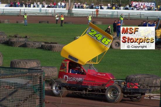 246 Ian Brickley upto Yellow and at the Vue
