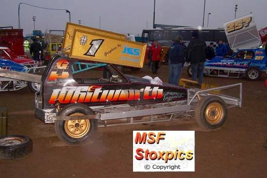 1 Chris Fort V8 Hotstox Champion 2005
